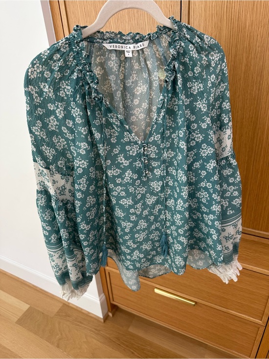veronica beard Tops - Veronica Beard Kalina Floral Silk Blouse, Size 8